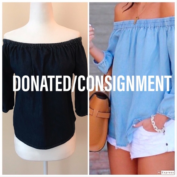GAP Tops - Like New Gap Off the Shoulder Soft Denim Top